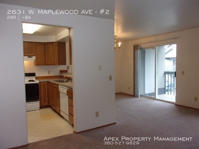 Building Photo - 2631 W MAPLEWOOD Ave