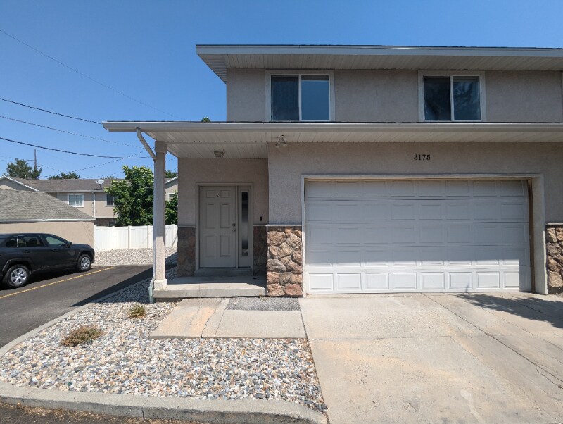 Primary Photo - 3175 S 945 E