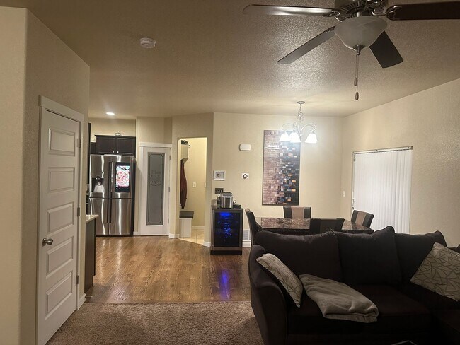 Building Photo - Charming 3BR House in Colorado Springs