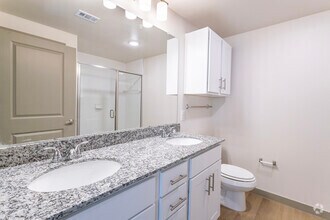 3BR, 2BA - 1,383SF - Primary Bathroom - Woodview
