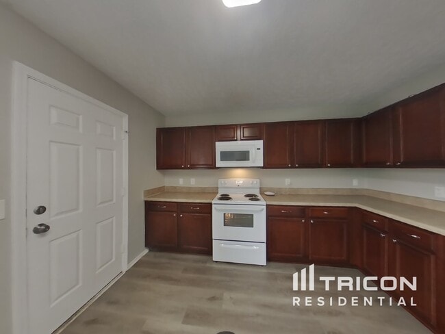 Building Photo - 5006 Hancock Cir