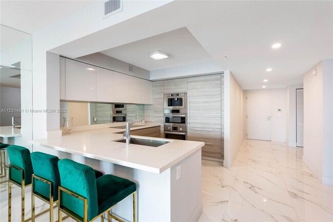 Building Photo - 330 Sunny Isles Blvd