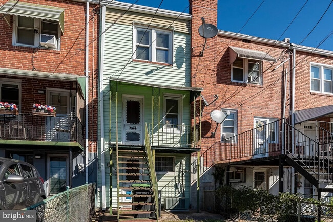 back of house - 2132 Parksley Ave