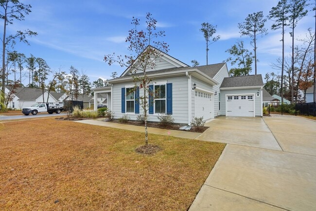 Building Photo - 3-Bed Corner Lot Home in Waterways Community