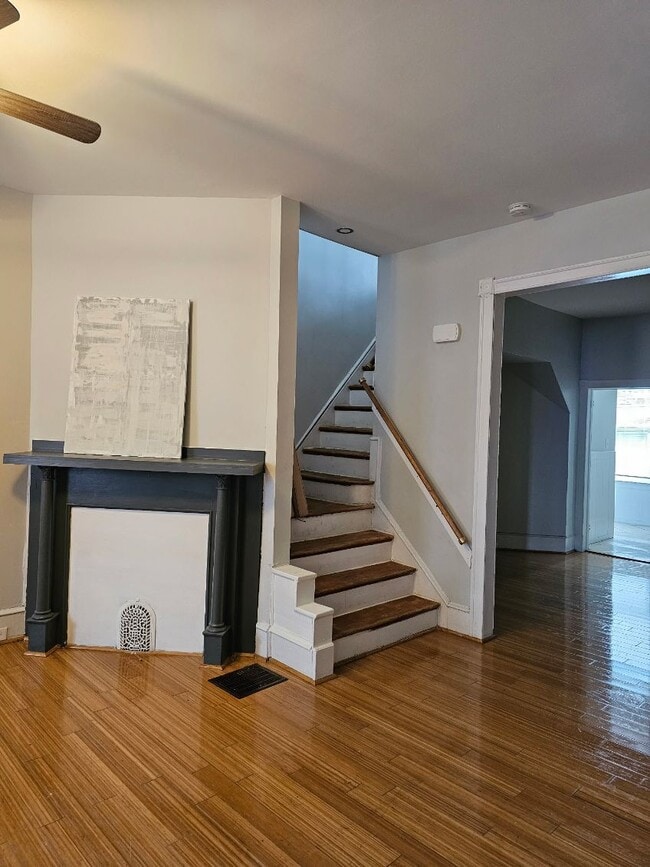 Building Photo - 4252 N 15th St