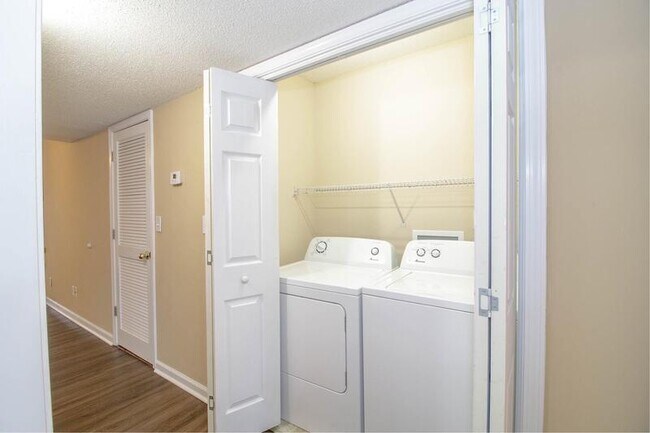 Foto del edificio - 2107 Ringgold Ct