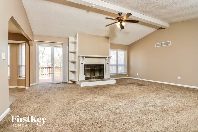 Building Photo - 24 Spring Way Dr