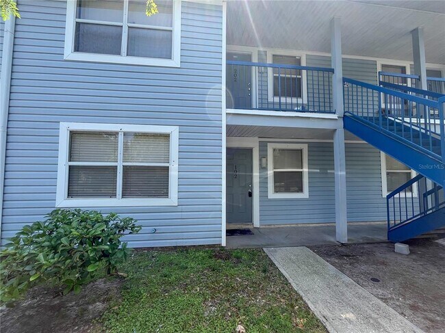 Foto del edificio - 5040 Terrace Palms Cir