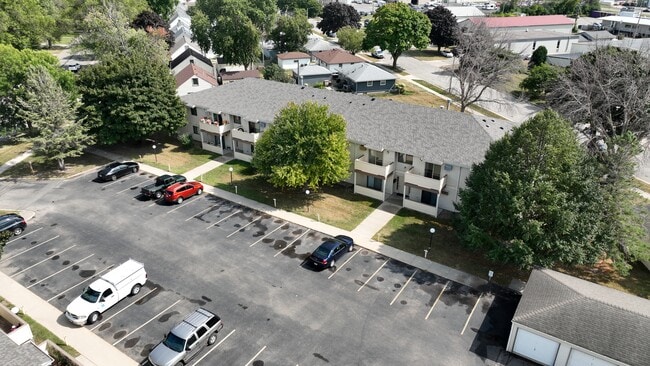 Building Photo - 2106 Valleyhigh Dr NW