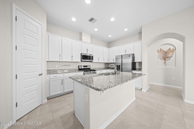 Building Photo - 8008 Gullen Dr