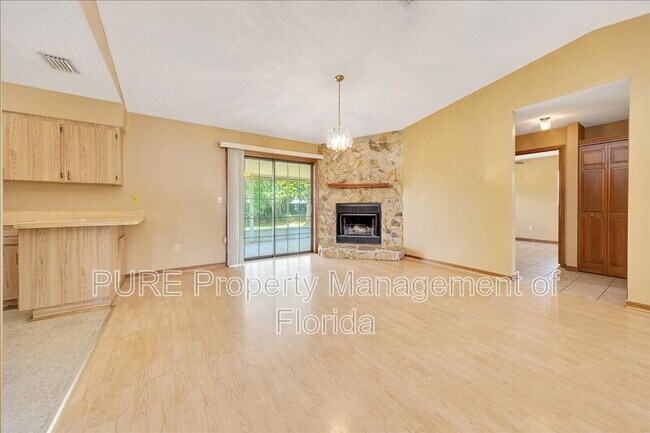 Building Photo - 4331 SE 106th Pl