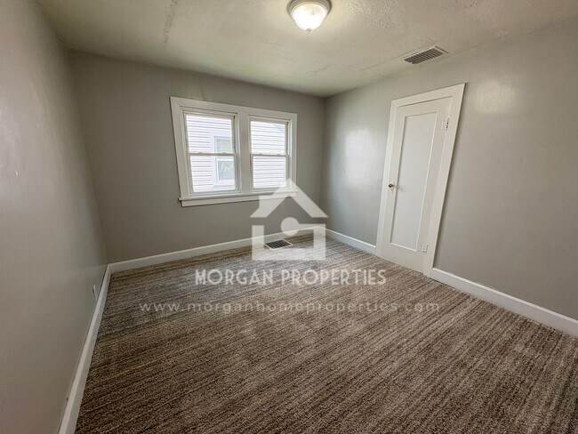 Foto del edificio - 1804 S Wall Ave