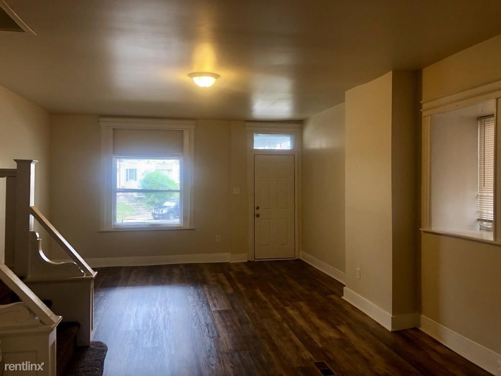Primary Photo - 5 br, 1.5 bath Apartment - 1218 Wagner Ave