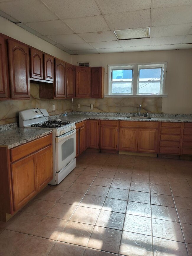 Foto del edificio - 616 E Wyoming Ave