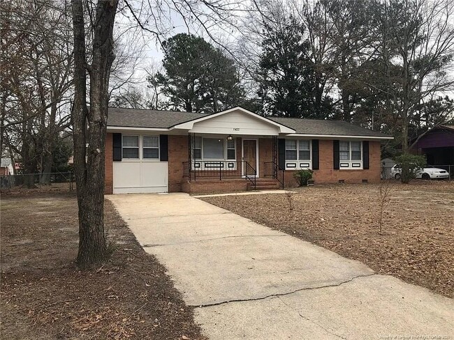 Building Photo - 1422 Milton St