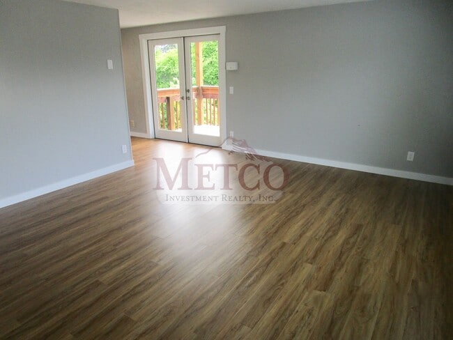 Building Photo - 09601