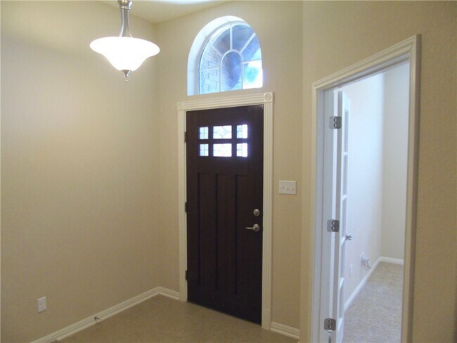 Building Photo - 2108 Asbury Park Dr