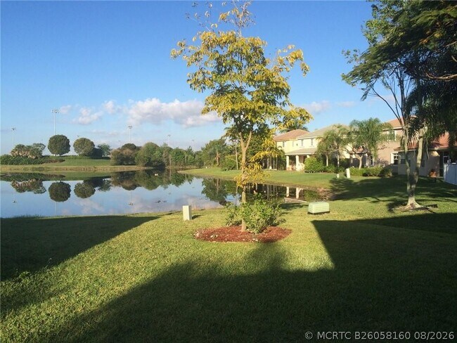 Building Photo - 673 Conservation Dr