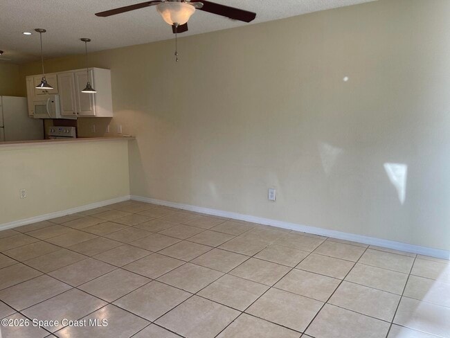 Building Photo - 1495 Malibu Cir NE