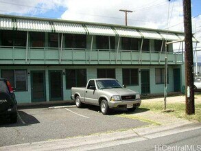 Building Photo - 98-083 Kanuku Pl
