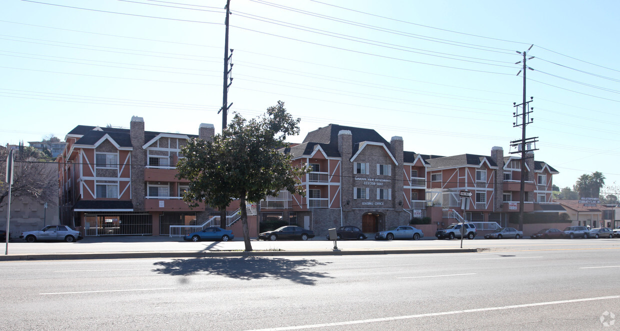 Foto del edificio - Garden View Apartments