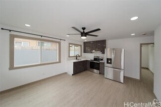 Building Photo - 98-352-352 Pono St