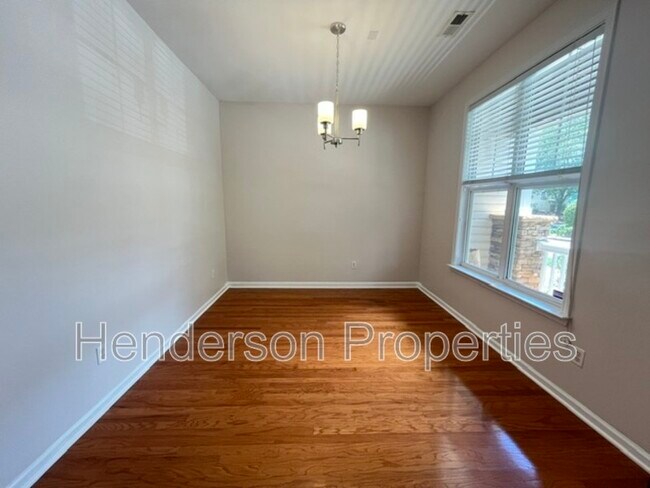 Foto del edificio - 14929 Scothurst Ln