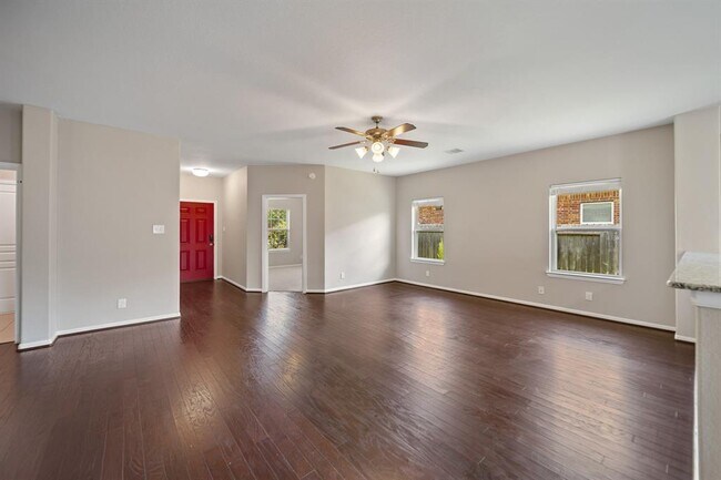 Foto del edificio - 30111 Saw Oaks Dr
