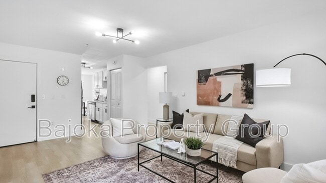 Foto del edificio - 4434 Trumbull St