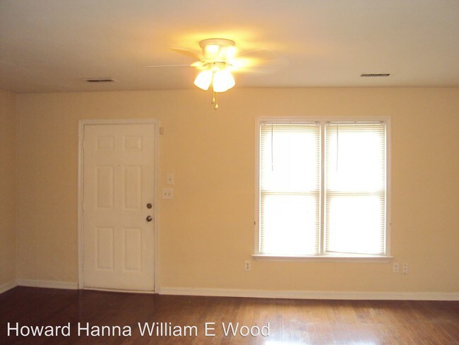 Building Photo - 903 Wickford Dr