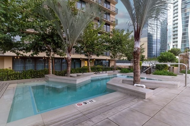 Foto del edificio - 987 Queen St