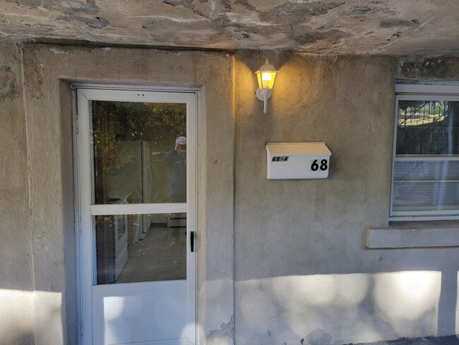 Foto del edificio - 68 Ernest Ave