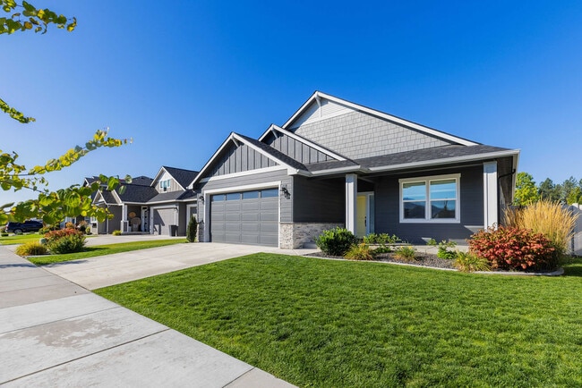 Building Photo - 6931 Dubuis Dr