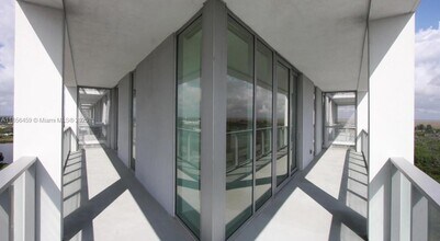Building Photo - 2000 Metropica Wy