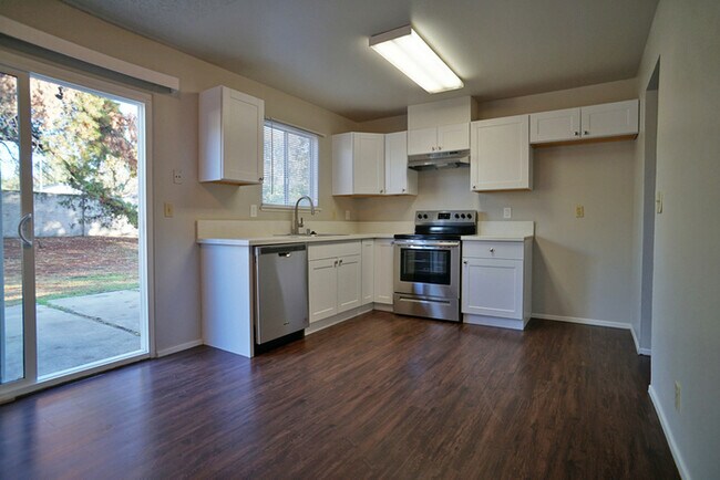 Building Photo - 6949 Black Duck Way