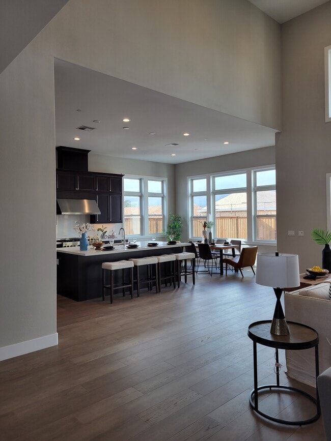Foto del edificio - 2163 Shadow Creek Ct