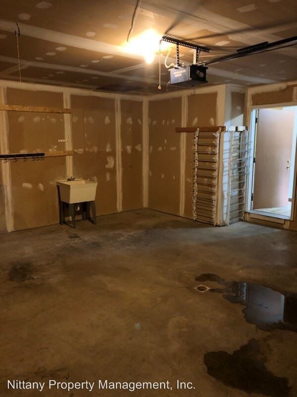 Building Photo - 4 br, 2 bath House - 801 Crabapple Court