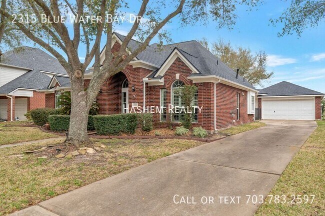 Foto del edificio - 2315 Blue Water Bay Dr