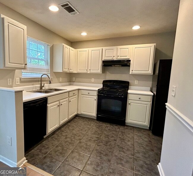 Building Photo - 412 Sugar Maple Ct