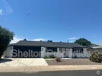 Building Photo - 10806 W Camelot Cir