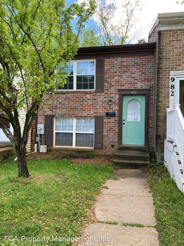 Primary Photo - 3 br, 1.5 bath House - 980 Topview Drive