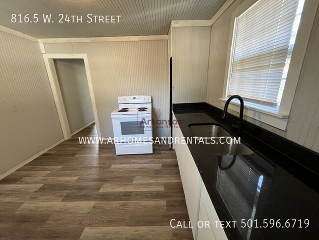 Foto del edificio - 816.5 W 24th St