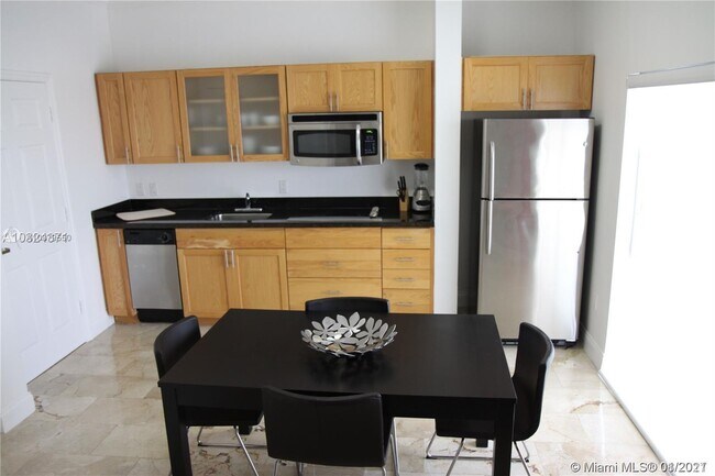 Building Photo - 1750 NW 107th Ave M214 Doral Fl 33172