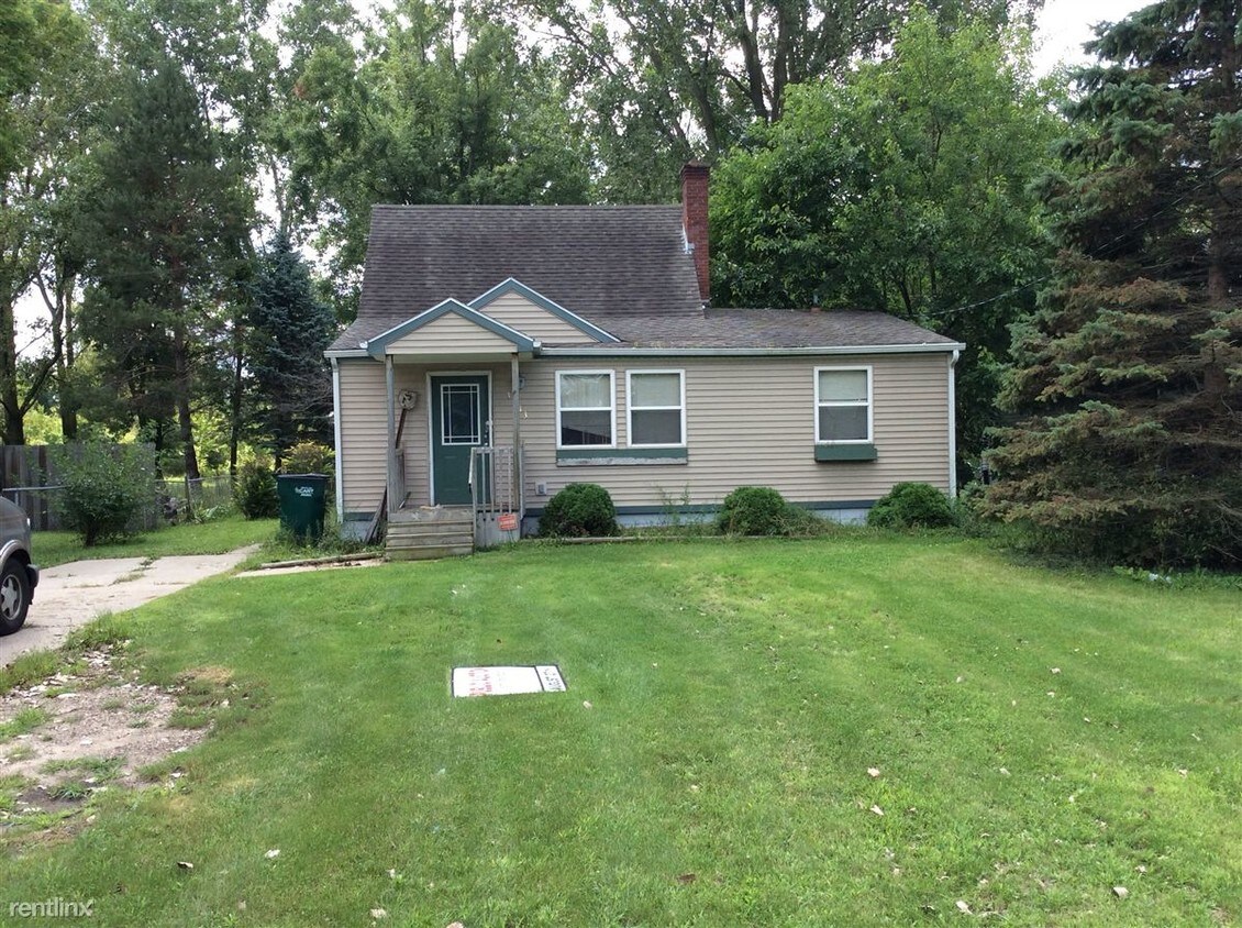 3213 W Jolly Rd, Lansing, MI 48911 House for Rent in Lansing, MI