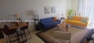 Foto del edificio - 2457 Collins Ave