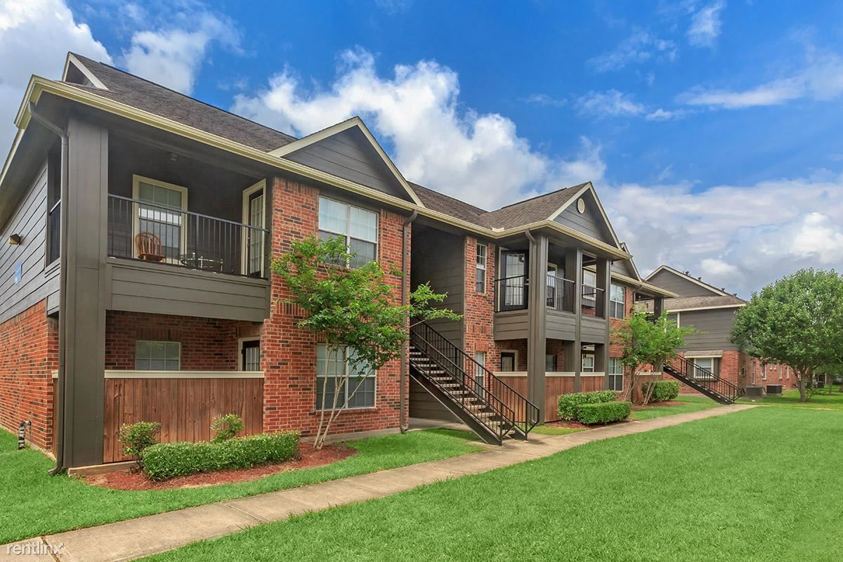 Primary Photo - 1 br, 1 bath Condo - 1100 East Adoue Flat ...