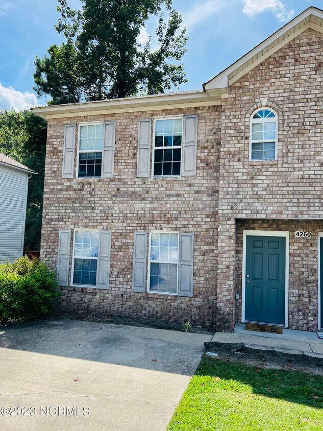 Primary Photo - 4260 Williamsbrook Ln