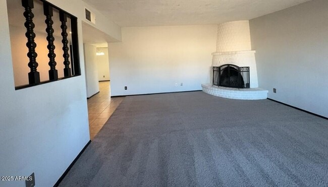 Building Photo - 4702 Pso Del Rico