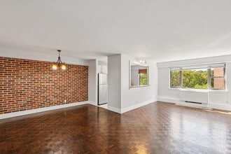Building Photo - 8800 88th St