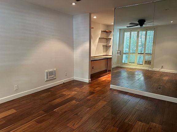 Foto del edificio - 8400 De Longpre Ave